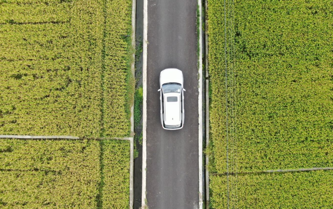 没选错车，新宝骏RC5W后排可躺3人，好开又好看，比奥德赛值