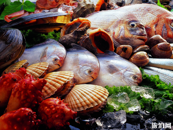 秋天适合吃什么海鲜 吃海鲜要注意什么 什么人不能吃海鲜