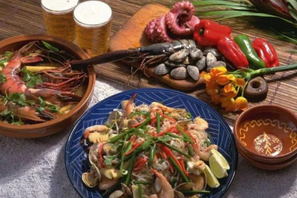 泰国菜的特色是什么 什么是泰国菜的特色