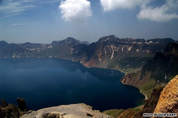 吉林长白山天池:中国的尼斯湖怪兽
